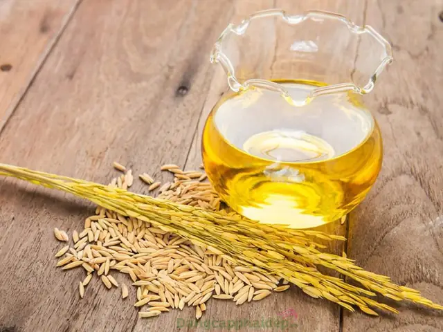 Công Dụng Làm Đẹp Của Cám Gạo