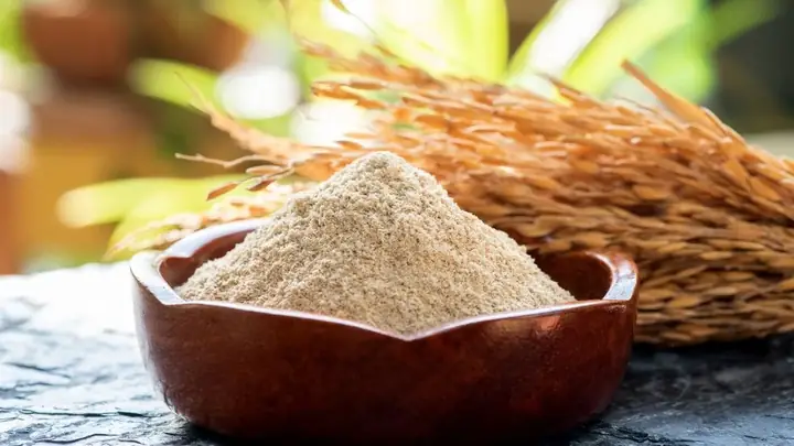 Công Dụng Làm Đẹp Của Cám Gạo