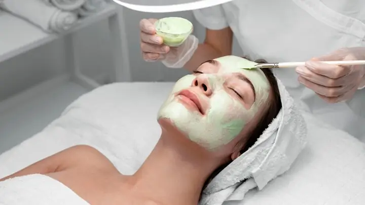 Da Dầu Nên Đắp Mặt Nạ Gì