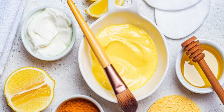Đắp Mặt Nạ Trứng Gà Cho Da Khô