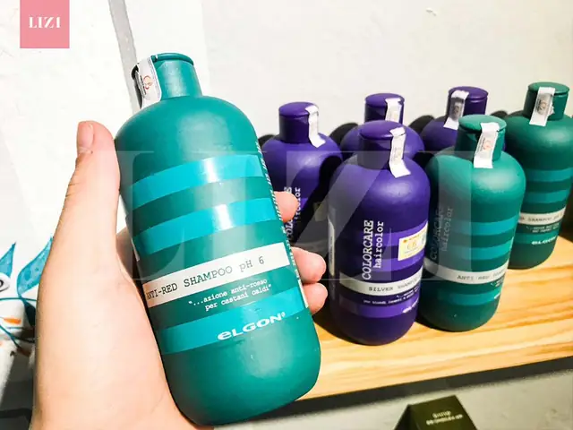 Dầu Gội Cho Tóc Nhuộm Màu Rêu Dầu Gội Cho Tóc Nhuộm Màu Rêu