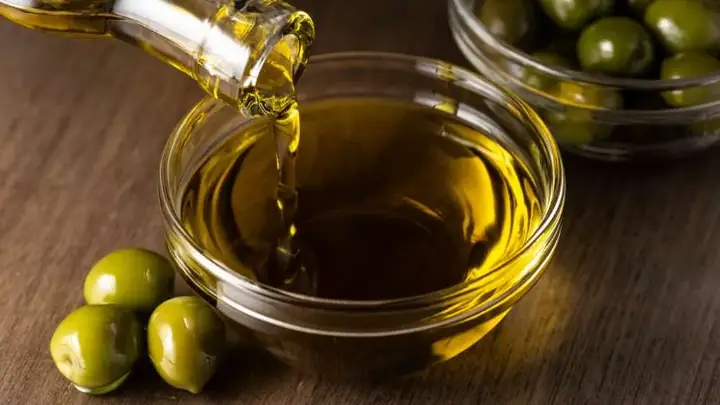 Dầu Oliu Làm Trắng Da Mặt