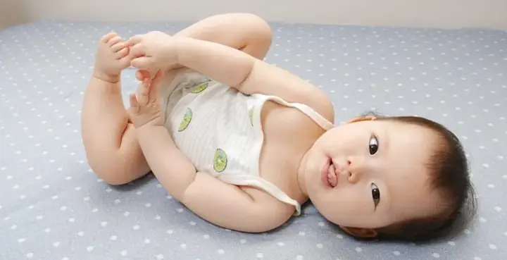 Dạy Bé 4 Tháng Tuổi Những Gì