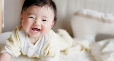 Dạy Bé 4 Tháng Tuổi Những Gì