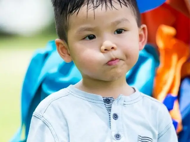 Day Tre 5 Tuoi Buong Binh