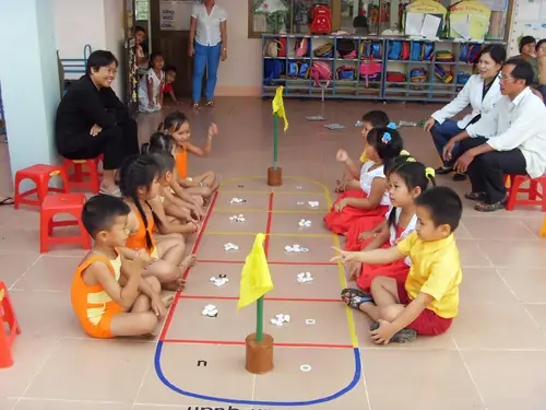 Dạy Trẻ Chơi Trò Chơi Dân Gian