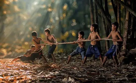 Dạy Trẻ Chơi Trò Chơi Dân Gian