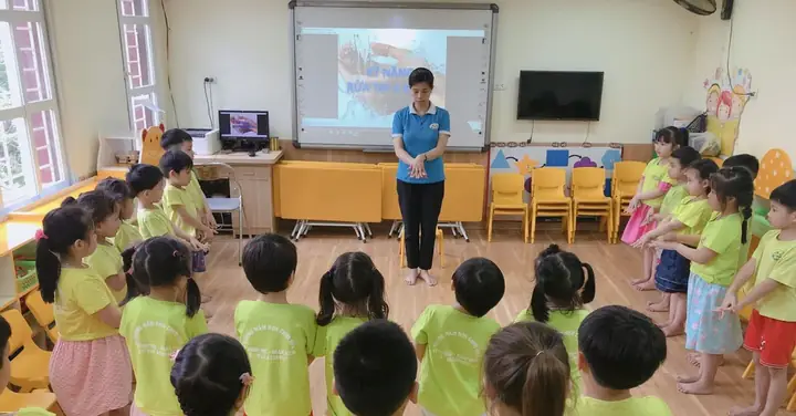 Dạy Trẻ Kỹ Năng Rửa Tay