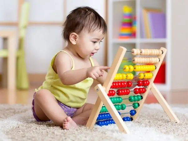 Đồ Chơi Thông Minh Cho Bé 1 Tuổi