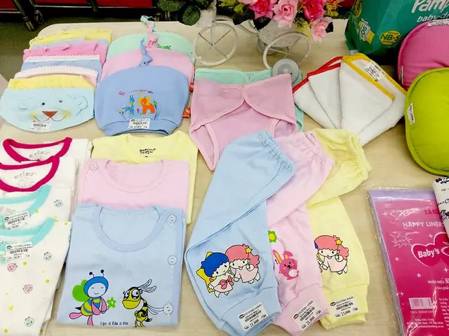 Đồ Sơ Sinh Cho Bé Sinh Tháng 11 Đồ Sơ Sinh Cho Bé Sinh Tháng 11