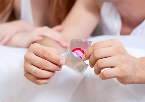 Dùng Bao Cao Su Bị Rát