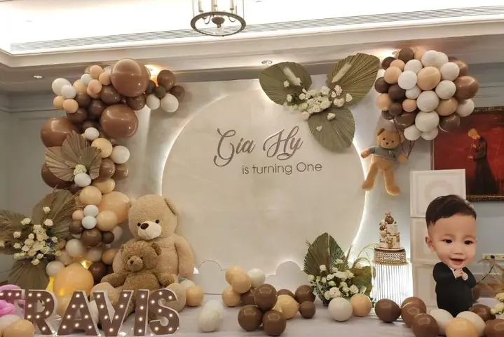 Dụng Cụ Trang Trí Sinh Nhật Cho Bé