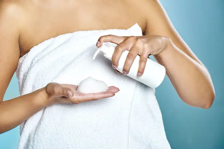 Dung Dịch Vệ Sinh Phụ Nữ Dùng Thế Nào Dung Dịch Vệ Sinh Phụ Nữ Dùng Thế Nào