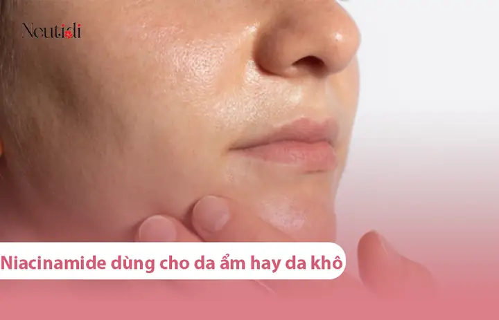 Dùng Serum Xong Có Cần Khoá Ẩm Không