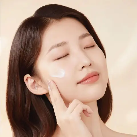Dùng Vitamin C Trước Kem Chống Nắng