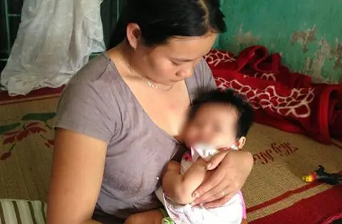 Em Bé 1 Tháng Tuổi Biết Nói