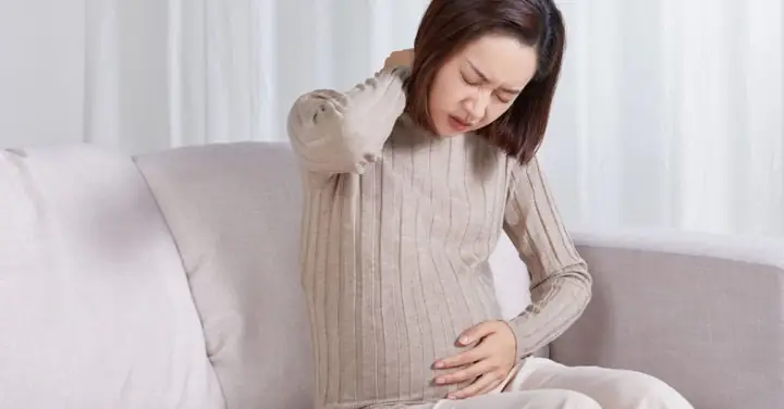 Gần Sinh Đau Bụng Lâm Râm