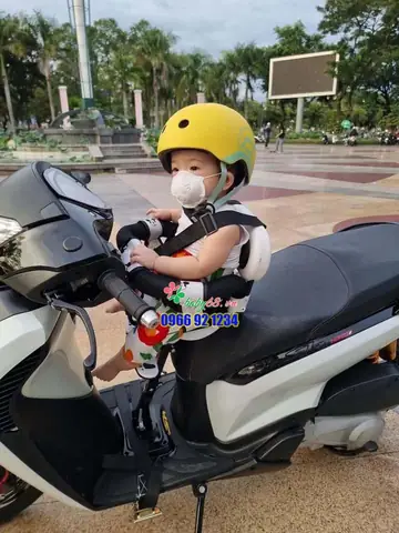 Ghế Ngồi Xe Máy Cho Bé 8 Tháng