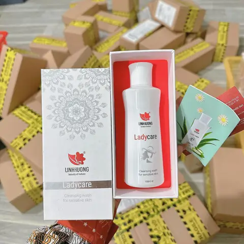 Giá Dung Dịch Vệ Sinh Lady Care