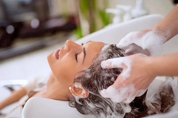 Gội Đầu Nhiều Có Hại Không