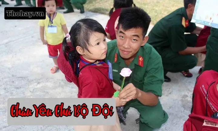 Hình Ảnh Em Yêu Chú Bộ Đội