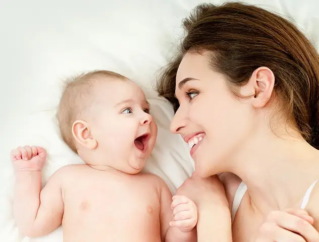 Hình Ảnh Mẹ Bầu Và Em Bé
