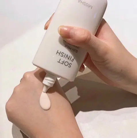 Kem Chống Nắng Missha Màu Hồng