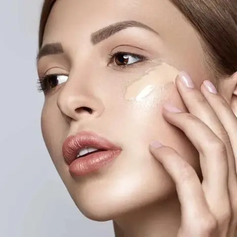 Kem Chống Nắng Với Kem Nền Dùng Cái Nào Trước