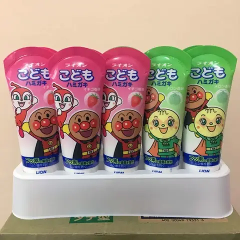 Kem Đánh Răng Cho Bé Nuốt Được Của Nhật