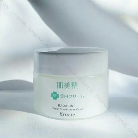 Kem Dưỡng Ẩm Cho Da Mụn Của Nhật