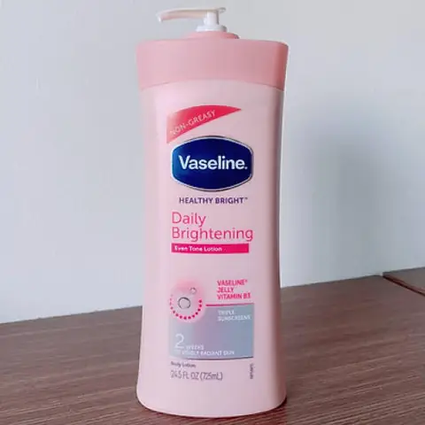 Kem Dưỡng Da Vaseline Healthy White