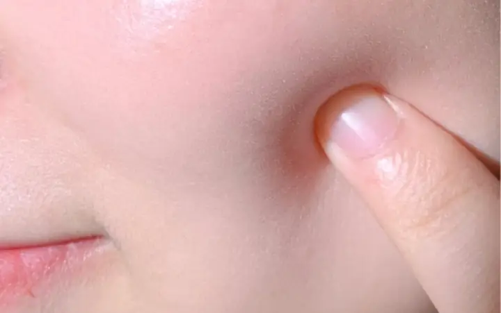 Kem Làm Căng Da Mặt Của Nhật