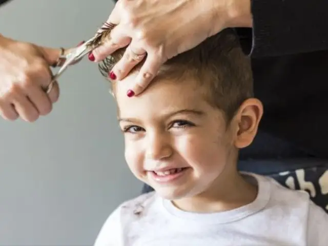 Kéo Cắt Tóc An Toàn Cho Bé