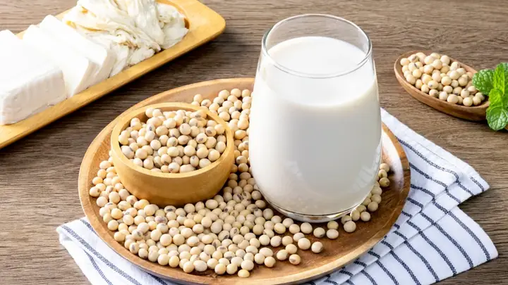 Khi Đói Bụng Có Nên Uống Sữa Không