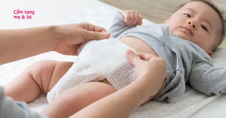 Khi Nào Dùng Bỉm Quần Cho Bé Khi Nào Dùng Bỉm Quần Cho Bé
