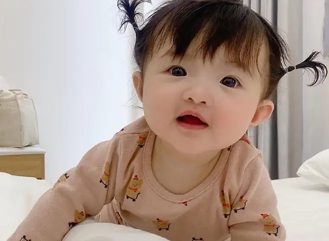 Kiểu Tóc Cho Bé Gái 1 Tuổi