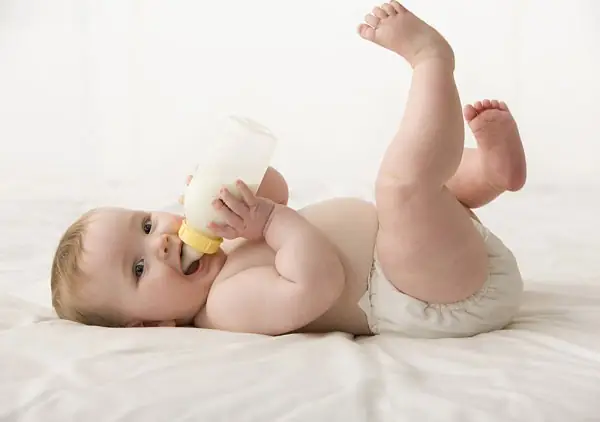 Kinh Nghiệm Tập Cho Bé Bú Bình Kinh Nghiệm Tập Cho Bé Bú Bình