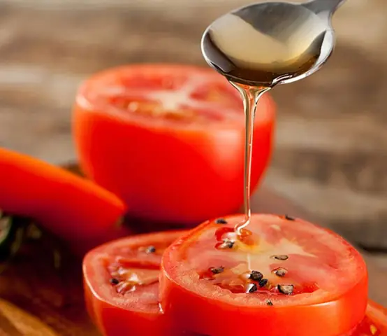Làm Đẹp Bằng Cà Chua Và Mật Ong Làm Đẹp Bằng Cà Chua Và Mật Ong