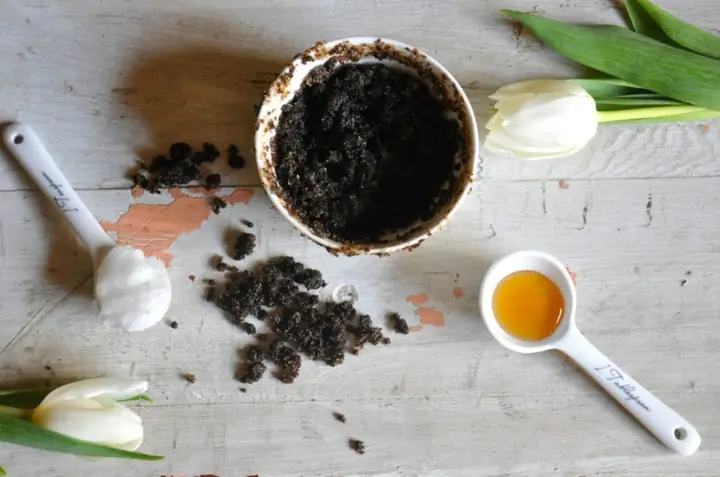 Làm Đẹp Đơn Giản Với Mật Ong