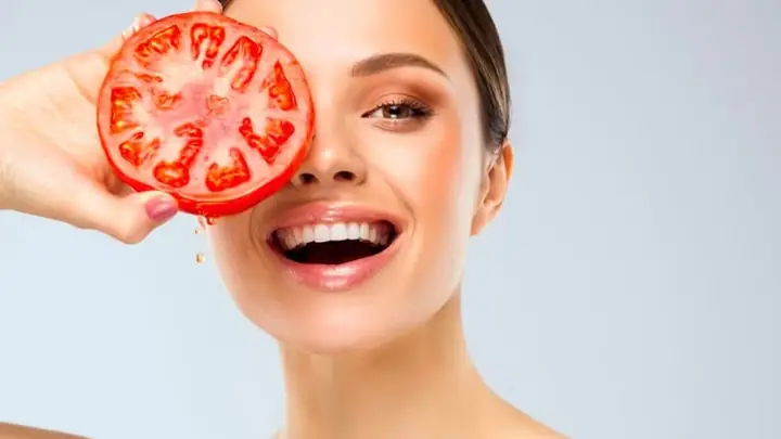 Làm Đẹp Tại Nhà Với Cà Chua