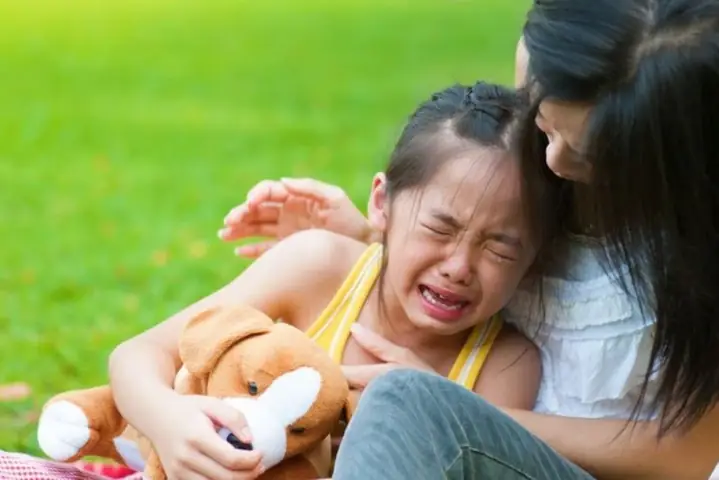 Làm Gì Khi Con Ăn Vạ