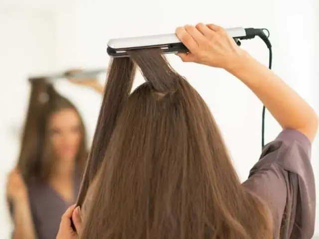 Làm Sao Để Tóc Ép Trở Lại Bình Thường