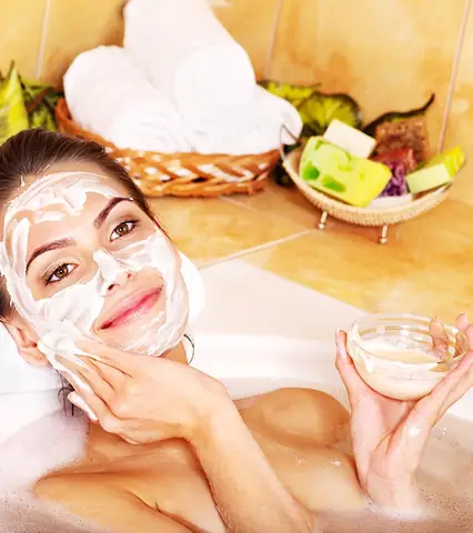Làm Trắng Bằng Sữa Chua Không Đường