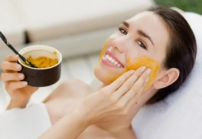 Làm Trắng Da Bằng Tinh Bột Nghệ