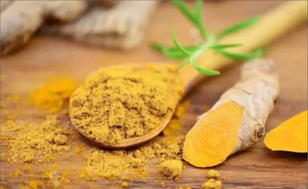 Làm Trắng Da Từ Bột Nghệ