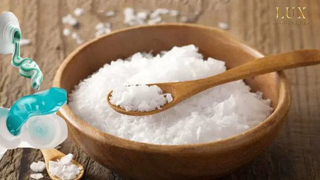 Làm Trắng Da Với Nha Đam Và Kem Đánh Răng