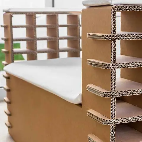 Làm Vật Dụng Bằng Giấy Carton