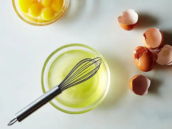 Lột Da Mặt Bằng Trứng Gà