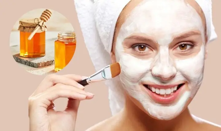 Lột Mụn Cám Bằng Mật Ong