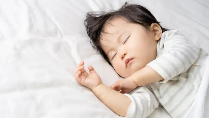 Luyện Ngủ Cho Bé 7 Tháng